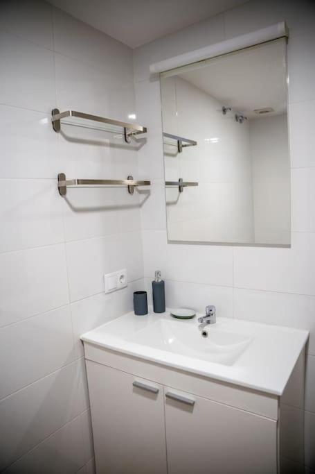 California Apartament Duenas Sevilla Exterior foto